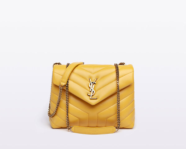 YSL LouLou: Eleganza Parigina in Ogni Dettaglio